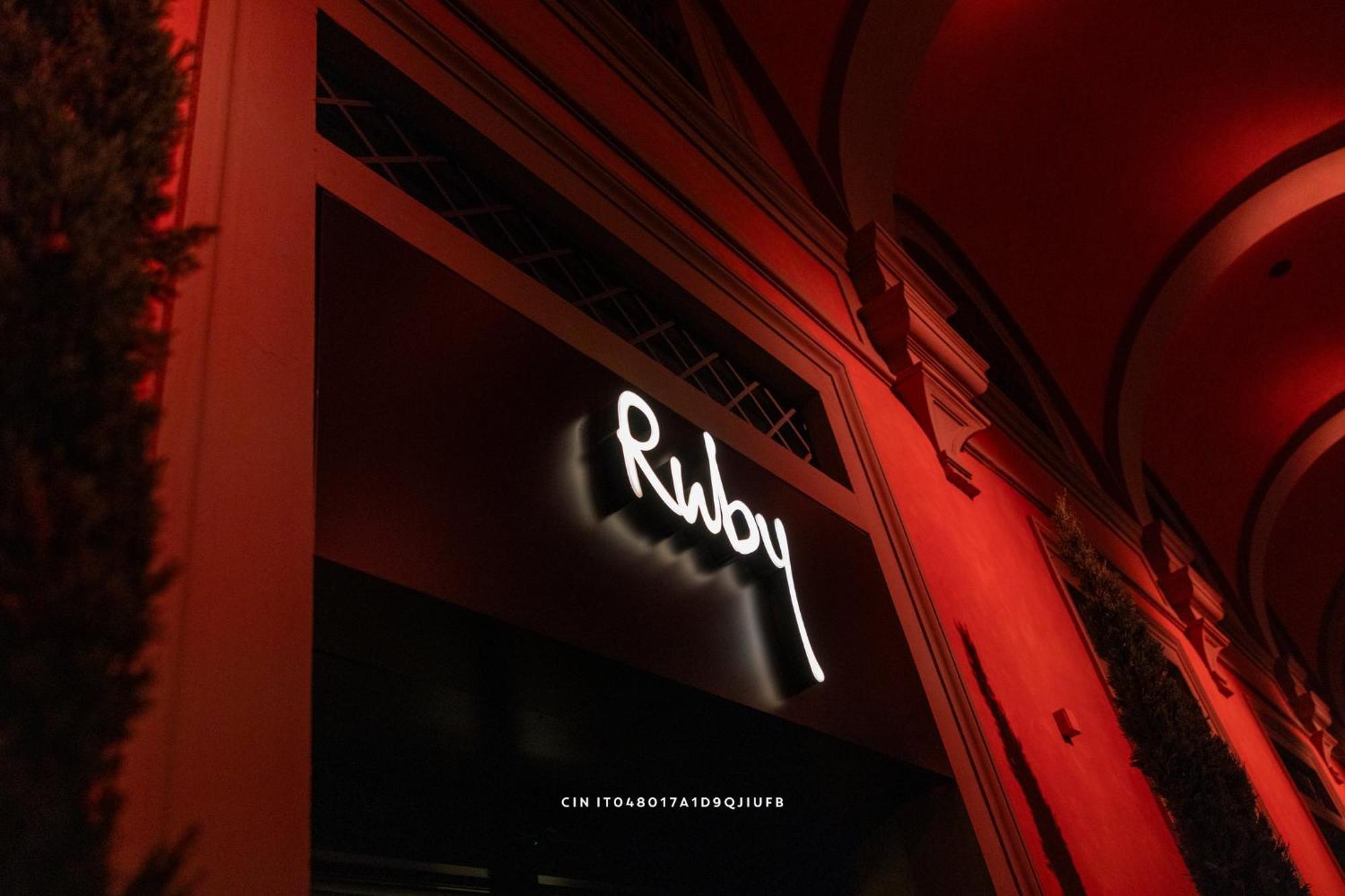 Ruby Bea Hotel Флоренция Экстерьер фото